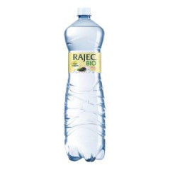 Pramenit� voda Rajec BIO nesladen� Ru�a a �ernica 6 x 1,5 l 